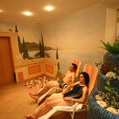 Hotel Mall-2